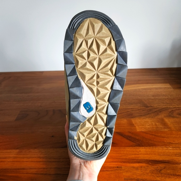 BURTON Snowboarding Boots - Picture 8 of 13